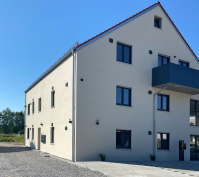 Mehrfamilienhaus In Suenching, Landkreis Regensburg