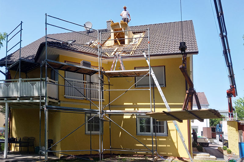 Sanierung Einfamilienhaus in Obertraubling, Landkreis Regensburg, Einbau Dachgaube
