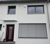 Sanierung Eines Reihenmittelhauses Baujahr Ca. 1960 In Regensburg Stadtteil Kumpfmühl-Ziegetsdorf-Neuprüll, Außenansicht Visualisierung Straßenseite