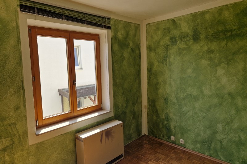 Sanierung eines 3-Fam.Hauses Baujahr ca. 1960 in Obertraubling, Landkreis Regensburg, Eingangsbereich Bestand