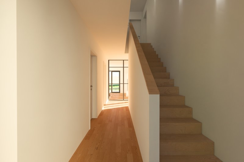 Neubau eines individuellen Einfamilienhauses ohne Keller mit zusätzlich ausgebautem Dachgeschoss in Regenstauf, Ortsteil Buchenlohe, Landkreis Regensburg Technische Ausstattung: Luft-Wärmepumpe, zentrale Lüftungsanlage, Photovoltaik-Anlage mit Batteriespeicher
